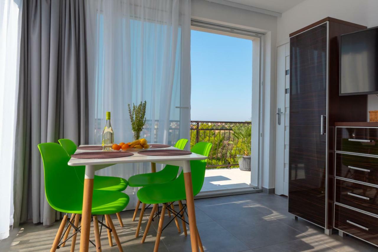 Apartmani Dalmacjia Grebaštica Kültér fotó