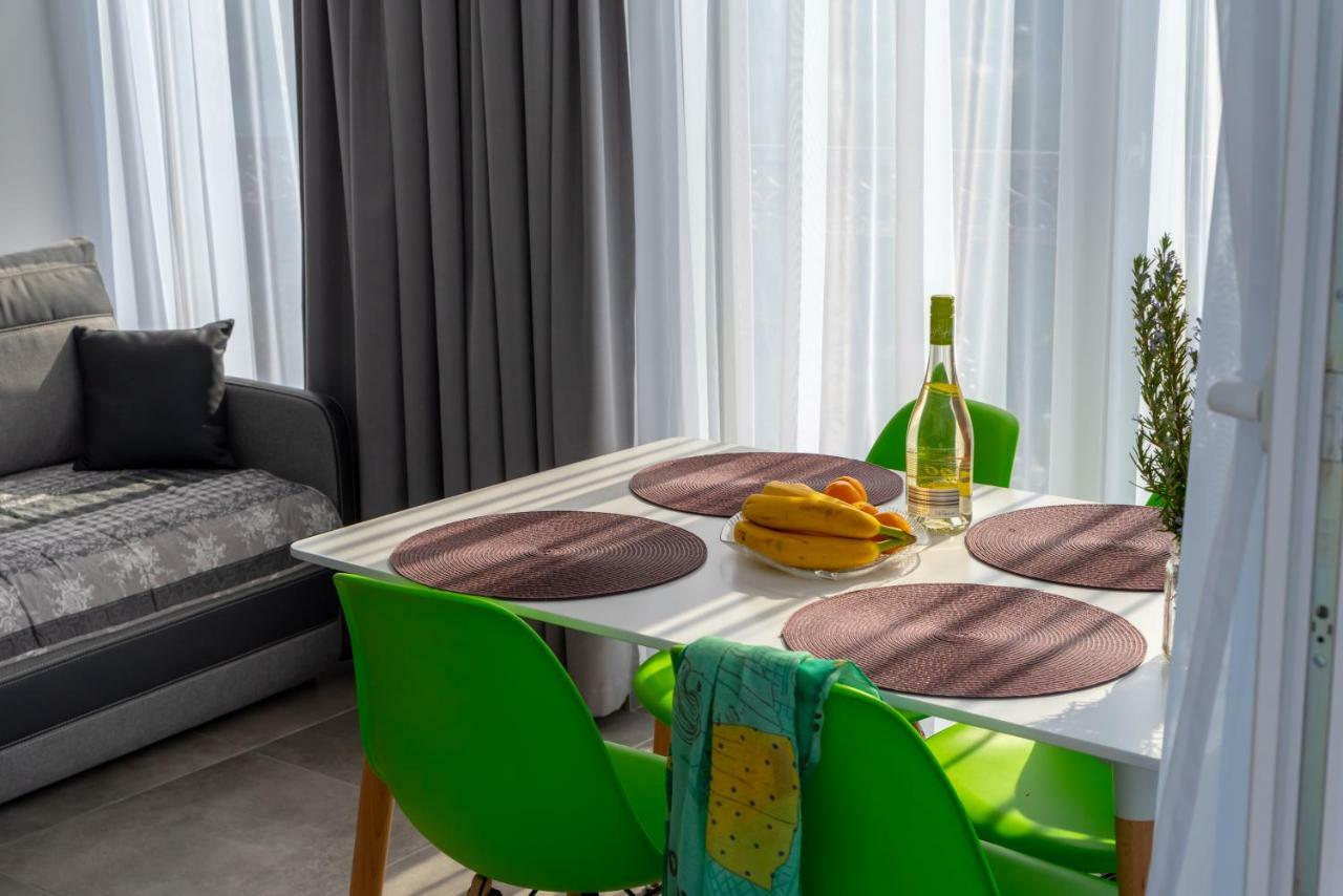 Apartmani Dalmacjia Grebaštica Kültér fotó